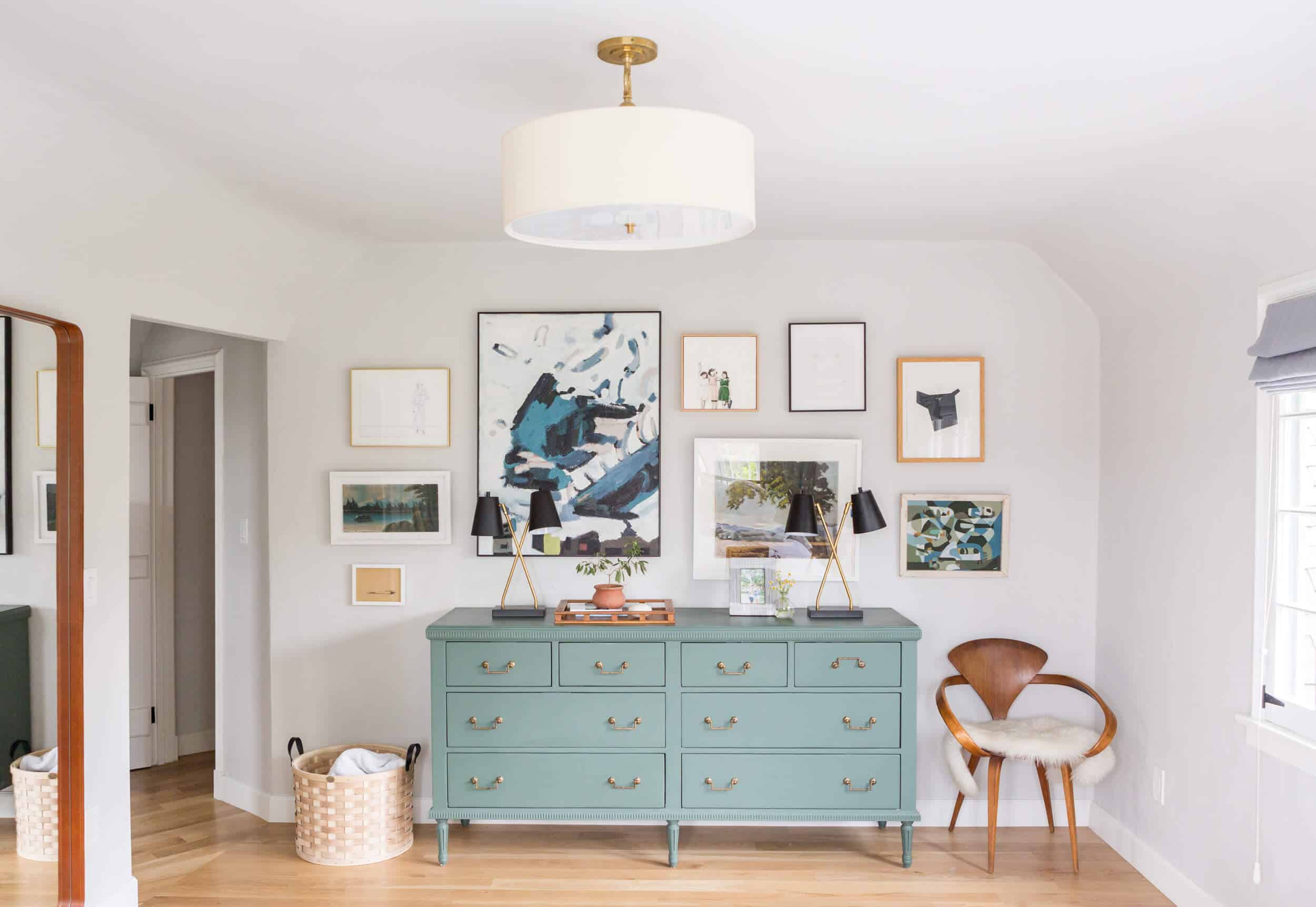 Emily-Henderson-Gallery-Wall-4017