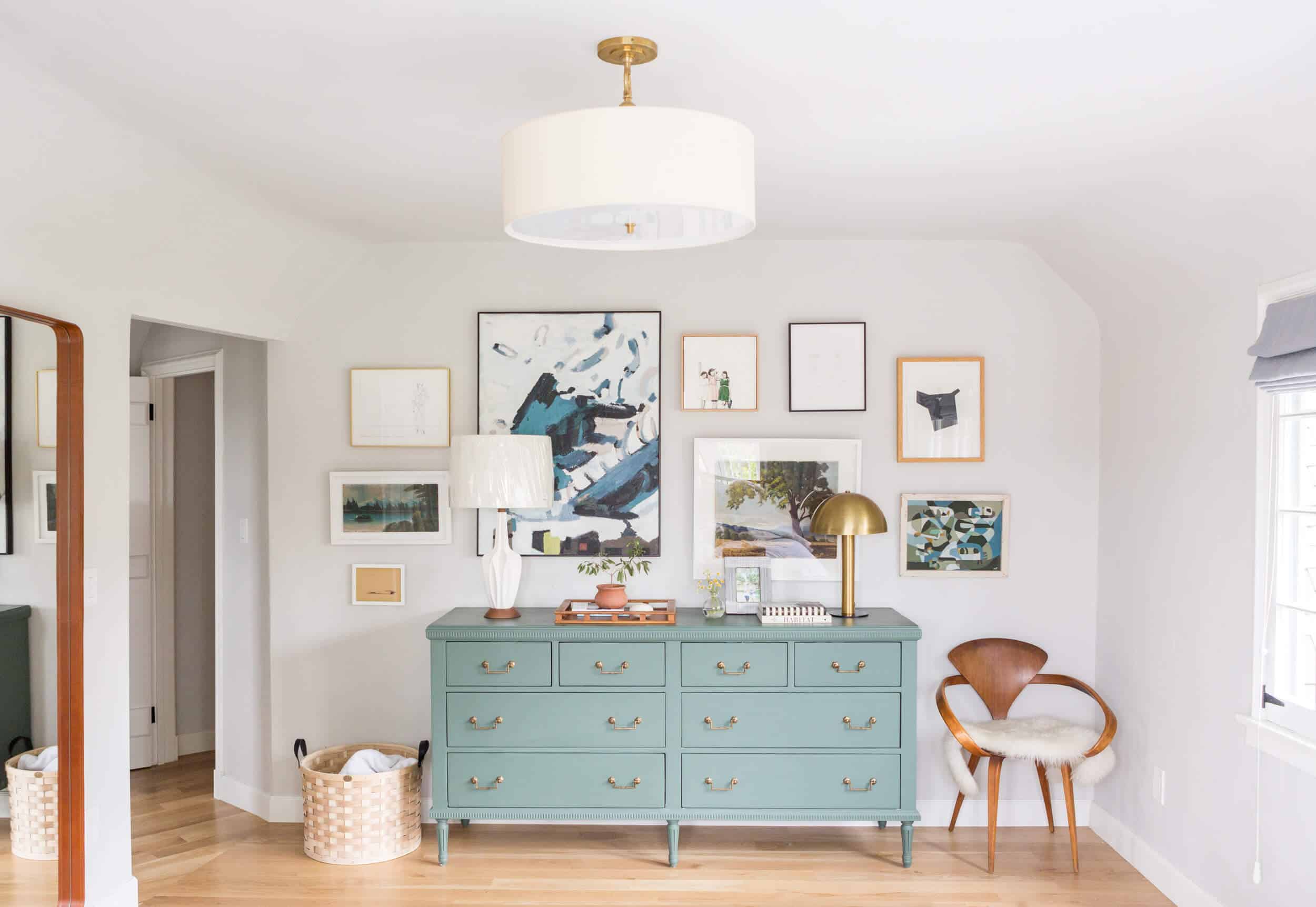 Emily-Henderson-Gallery-Wall-4022