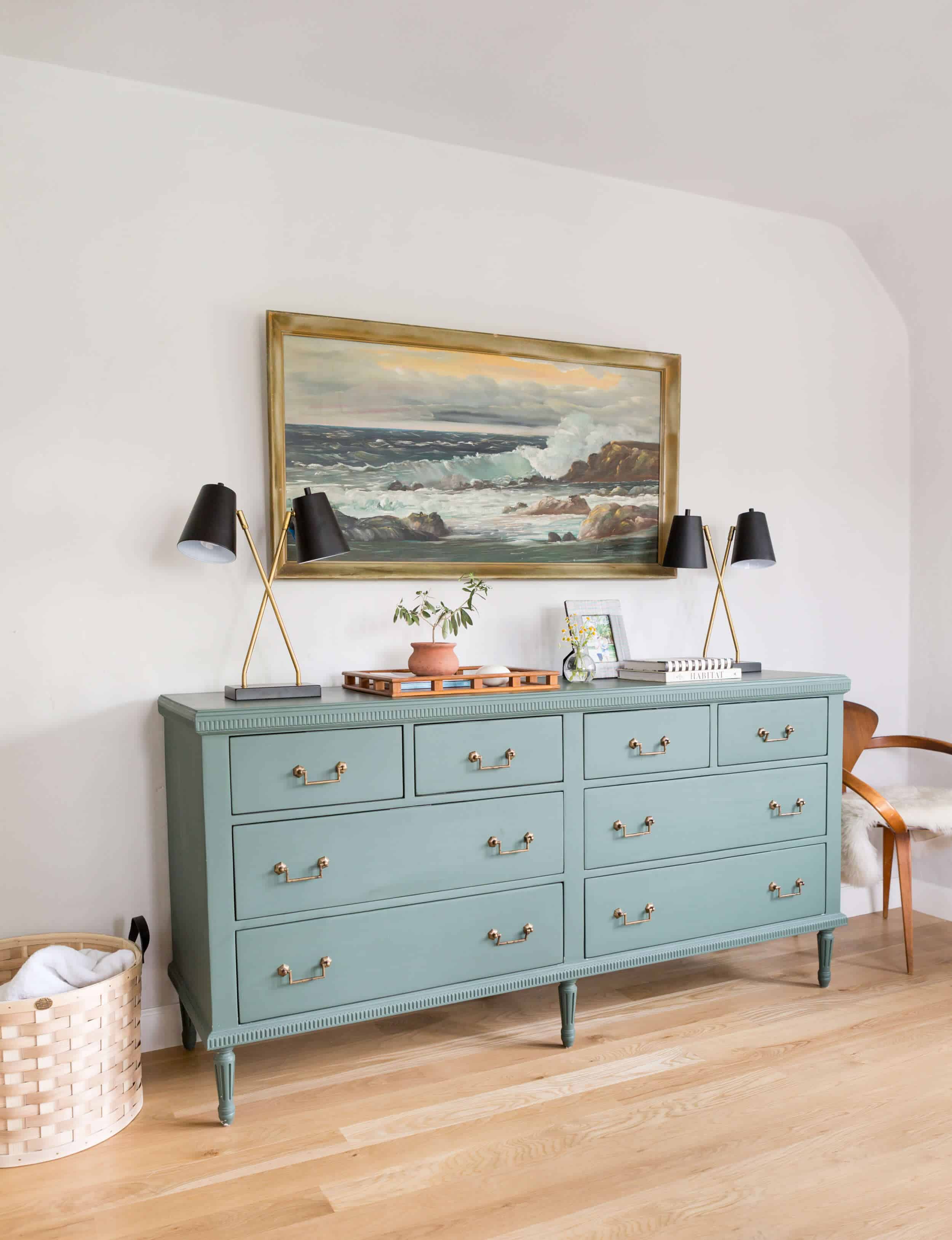 Emily-Henderson-Gallery-Wall-4032