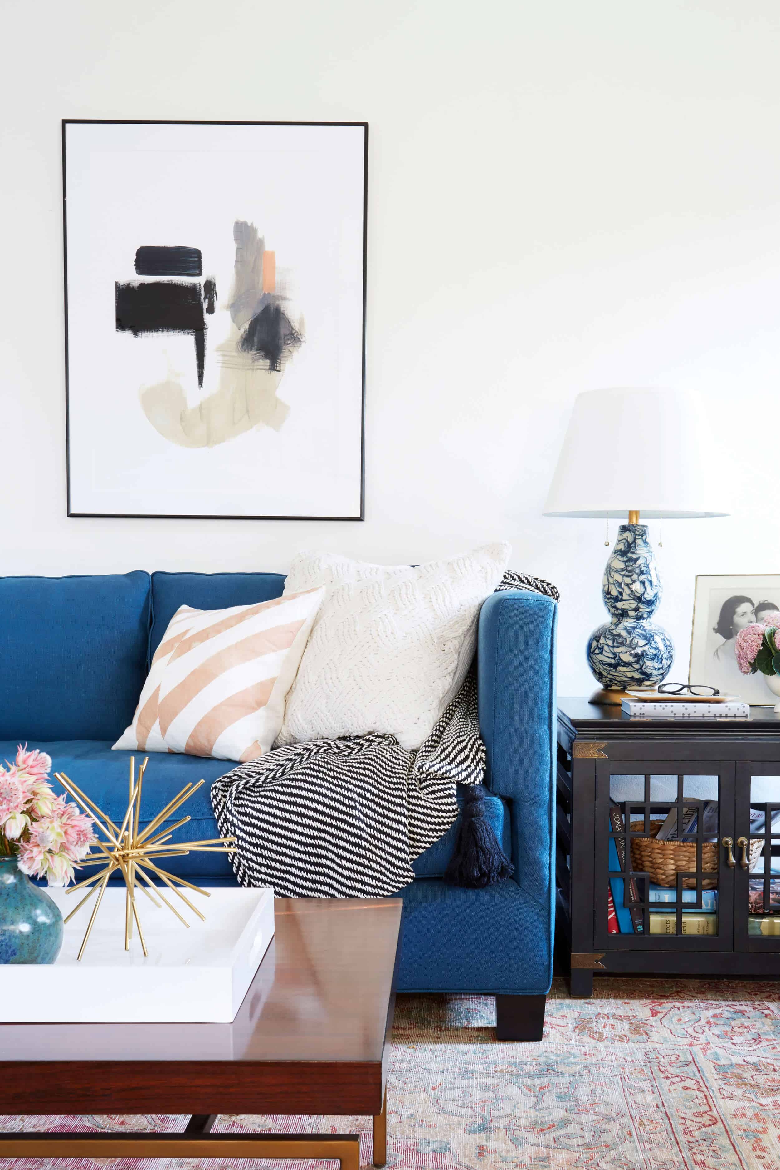 emily-henderson_lorey-living-room_formal_traditional_bright_airy_eclectic_3