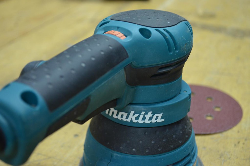 Want to buy the random Makita bo5031orbit sander
