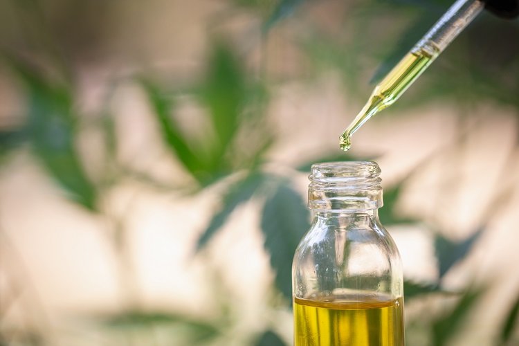 Breaking the Chains of Pain with CBD Oil